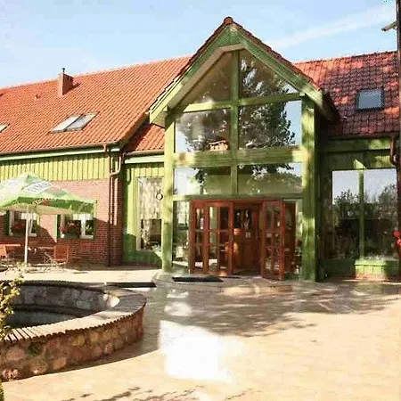 Dworek Mechelinki Resort